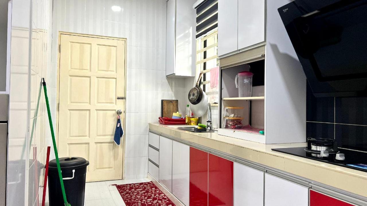 Yb Guest House 4 Bilik 5 Katil Chukai Εξωτερικό φωτογραφία